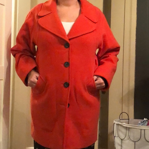 Gorgeous Orange Lined Coat - Picture 5 of 5